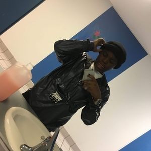 Meet your Posher, Daii